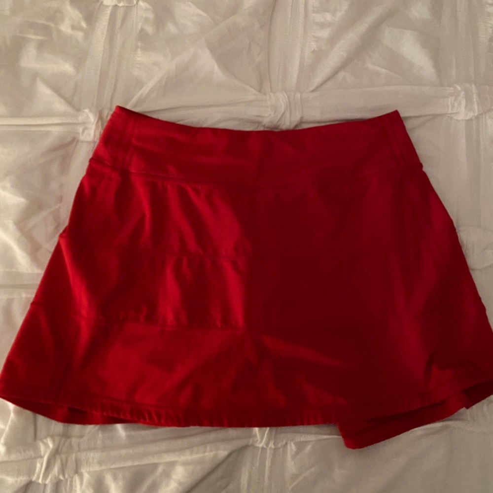 Red lululemon skirt